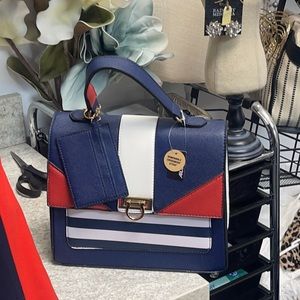 NWT ADRENE COLORBLOCK BAG ❤️❤️🚀